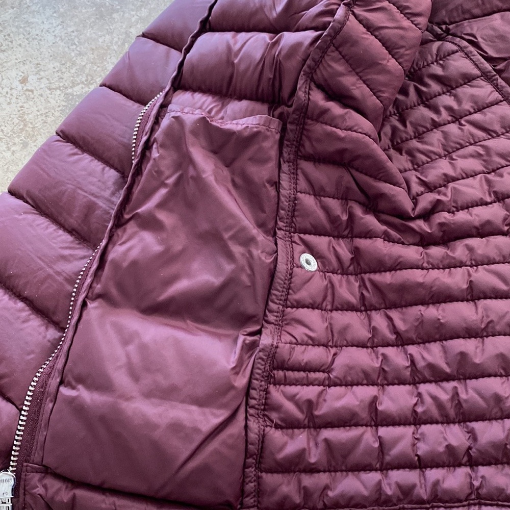 Abercrombie women xs puffer jacket